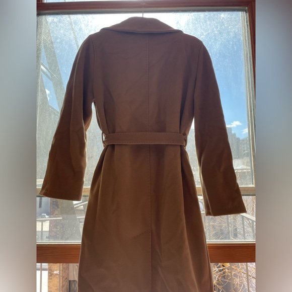 MaxMara cashmere coat. - Picture 4 of 7